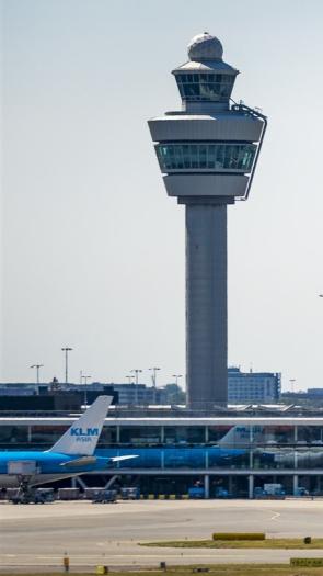 vliegtuigen op Schiphol