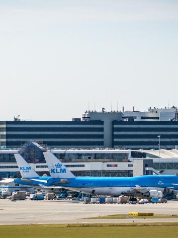 vliegtuigen op Schiphol