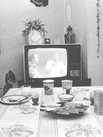 televisie in de kamer