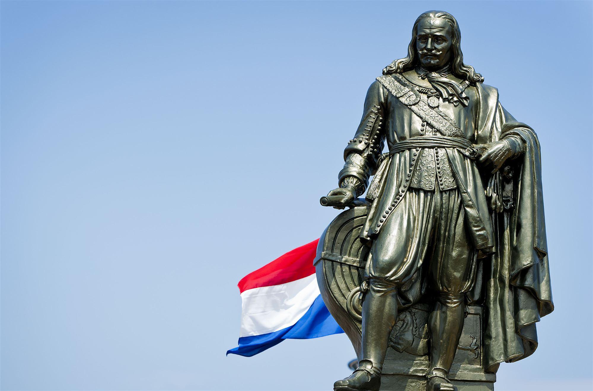 standbeeld de ruyter