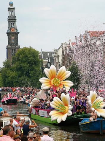 Gay Pride op de prinsengracht
