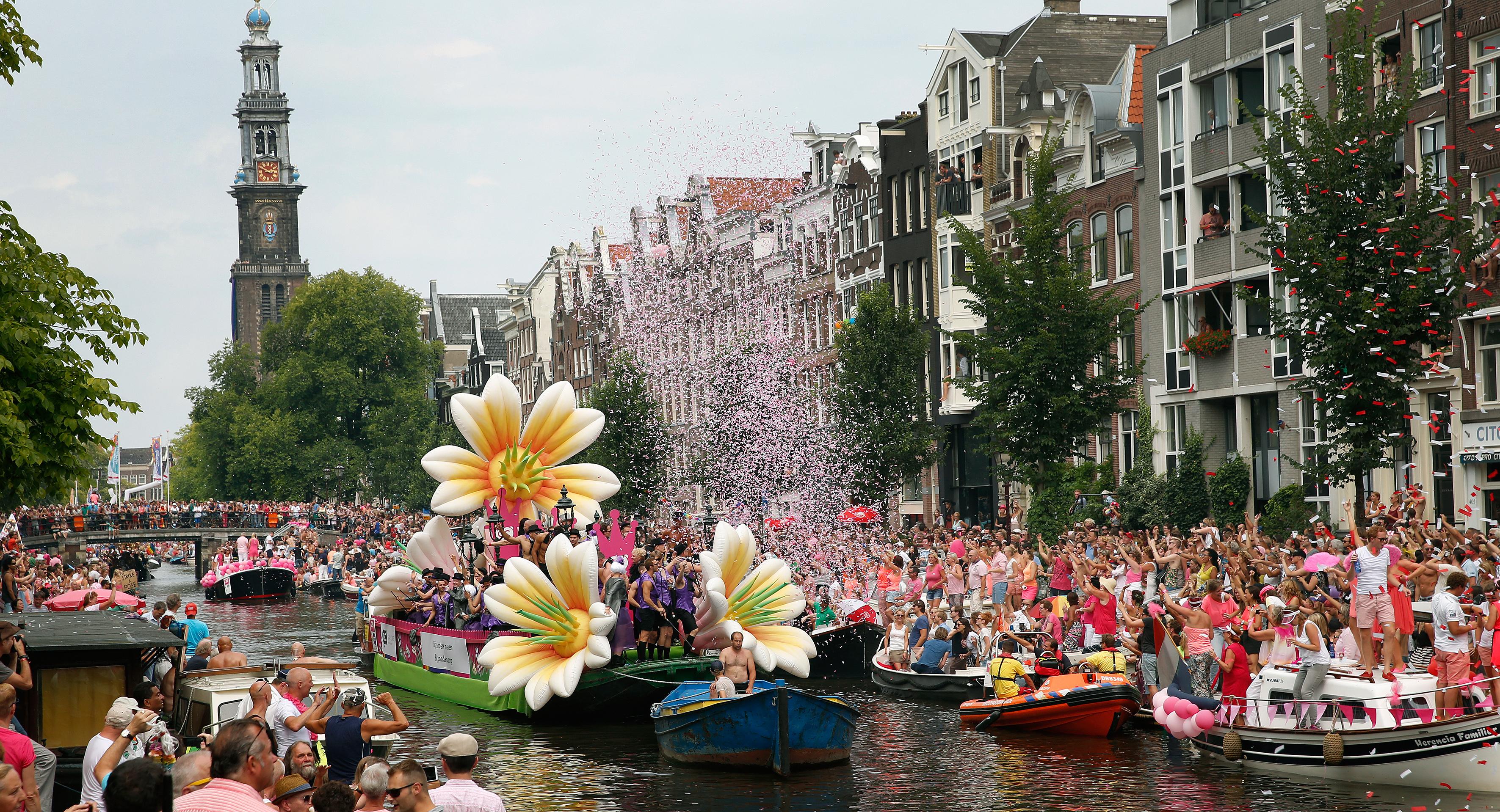 Gay Pride op de prinsengracht
