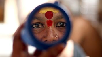 Een vrouw met tilaka. 