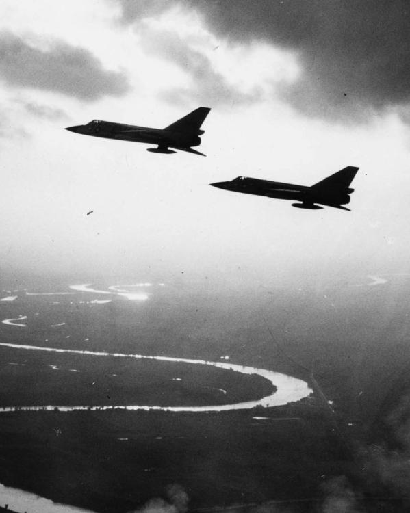 gevechtsvliegtuigen van het amerikaanse leger