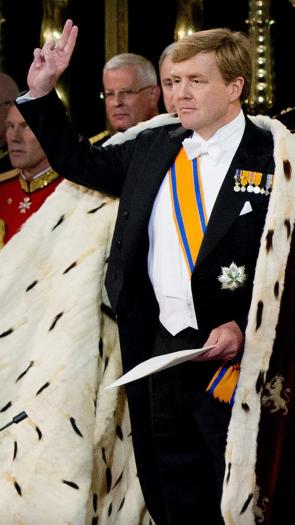willemalexanderkoningschap_abdicatie_zweren