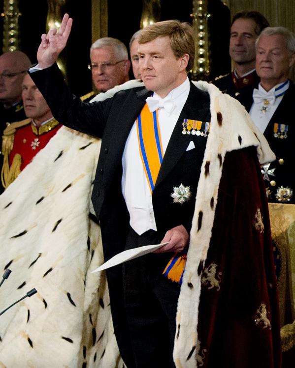 willemalexanderkoningschap_abdicatie_zweren