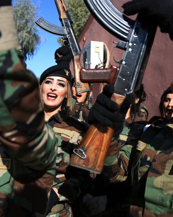 Koerdistan_peshmergavrouwen