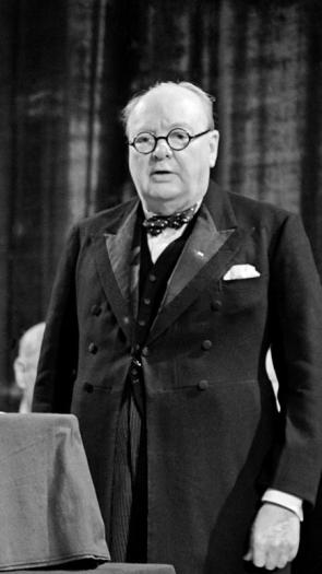 Churchill tijdens het Europees Congres in Den Haag 1948