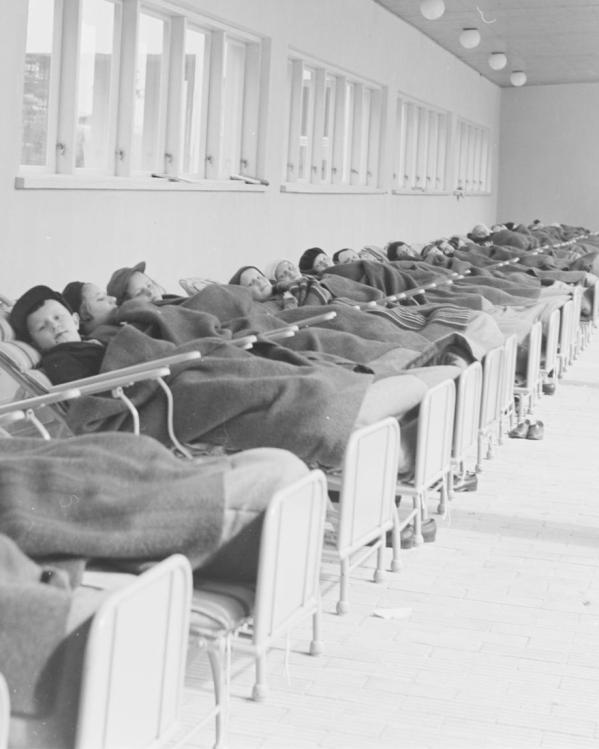 kinderen in een sanatorium