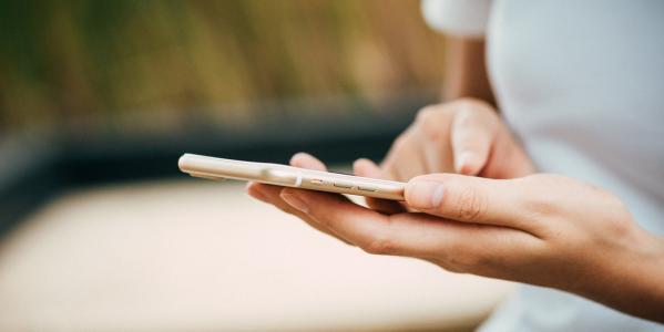 social media op de smartphone
