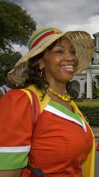 suriname viert het onafhankelijkheidsjubileum