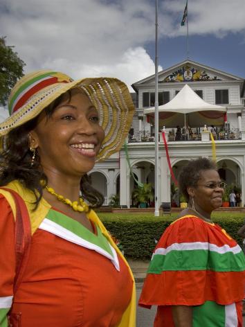 suriname viert het onafhankelijkheidsjubileum
