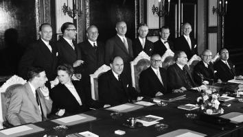 eerste vrouwelijke minister marga klompé