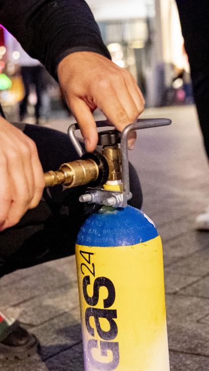 lachgas in een ballon