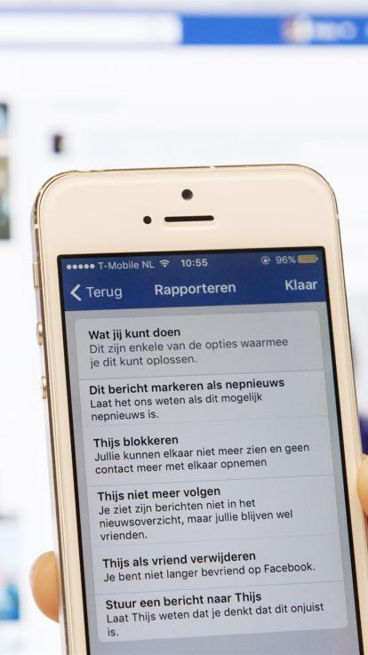 nepnieuws rapporteren op Facebook