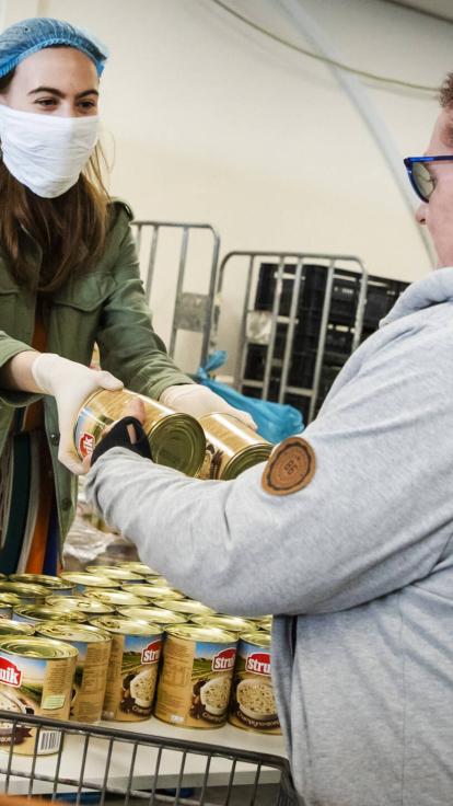 Uitgifte bij de voedselbank