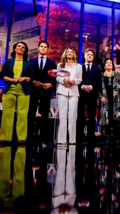 politieke partij oprichten politici in de kamer