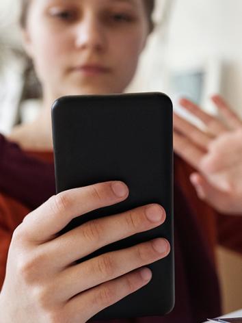 1Eenzaamheid_Opening