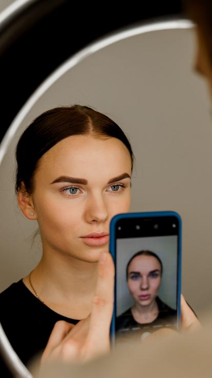 12_zelf_deepfakes_maken_met_telefoon