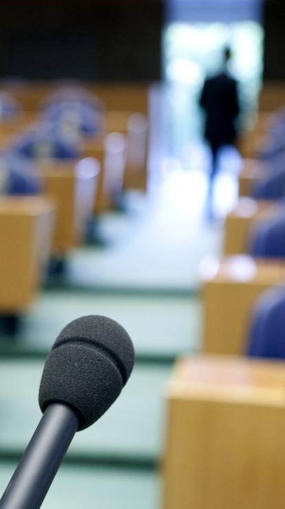de interruptiemicrofoon in de Tweede Kamer