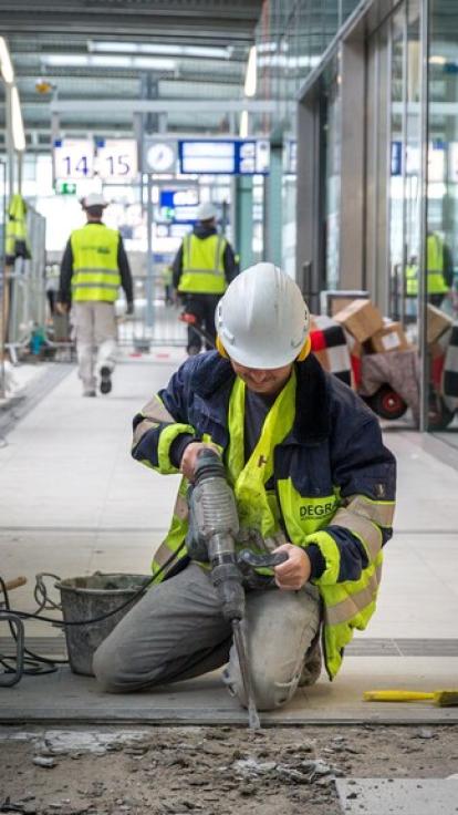 Iemand aan het werken