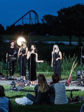 EefjeDeVisserLowlands2020