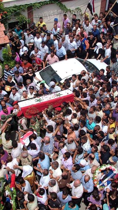 6_syrischerevolutie_menigtebovenaf_clean