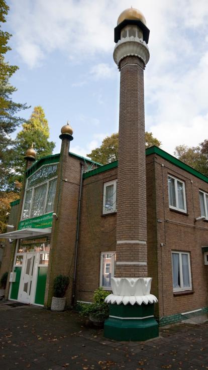 Mobarak moskee met minaretten 1