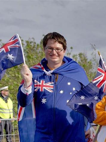 Australische fans van het Songfestival wachten tot ze naar binnen mogen