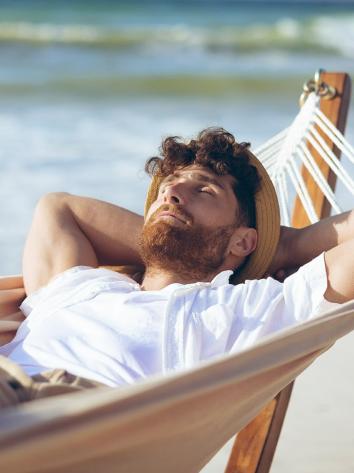 bijbruinen op het strand