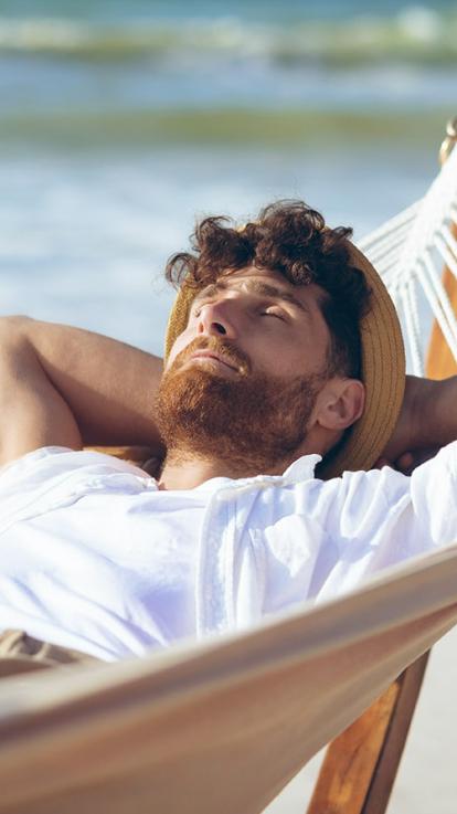 bijbruinen op het strand