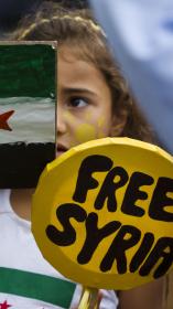 Demonstratie op het Plein in Den Haag tegen de chemische aanval en het regime van Assad in Syrië