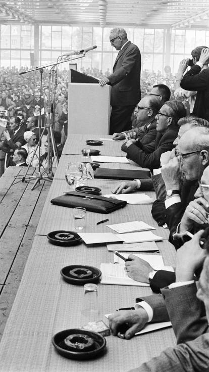 Vakbonden komen bijeen in Utrecht in 1968