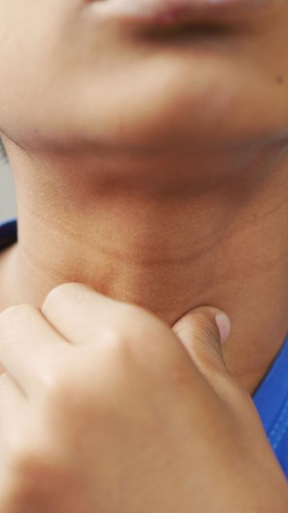 keelpijn bij verkoudheid