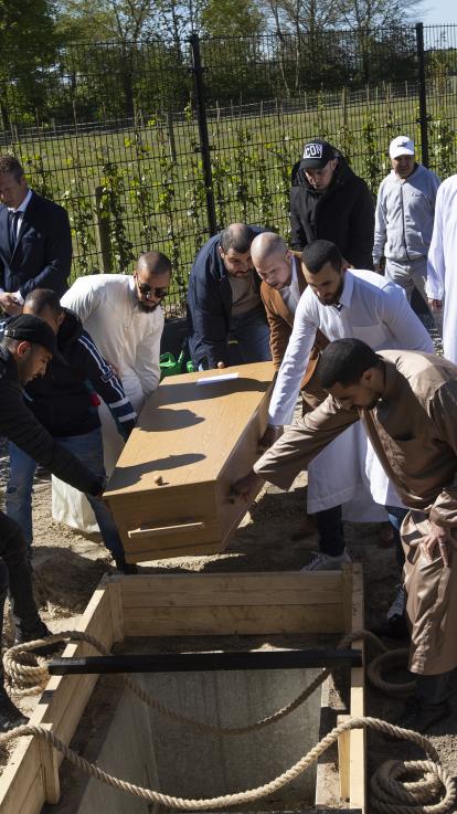 1_islamitischbegraven_kistingraf