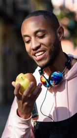 iemand eet gezond voor z'n weerstand