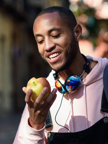 iemand eet gezond voor z'n weerstand