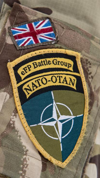 militaire batch van de navo