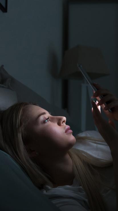 6 man speelt online poker