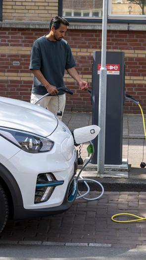 opladen van de elektrische auto