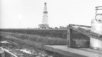 boortoren op de akkers in Groningen