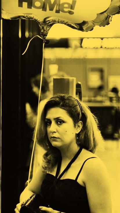 4_gezinshereniging_vrouw_ara