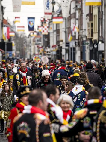 1_carnavaloeteldonk_carnaval 