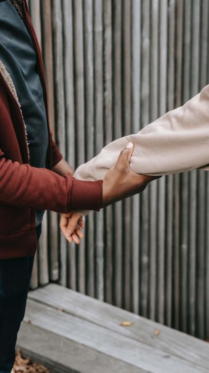  11_arm_partnergeweld