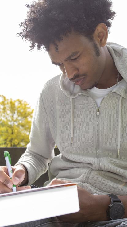  Jonge Eritreeër in Nederland