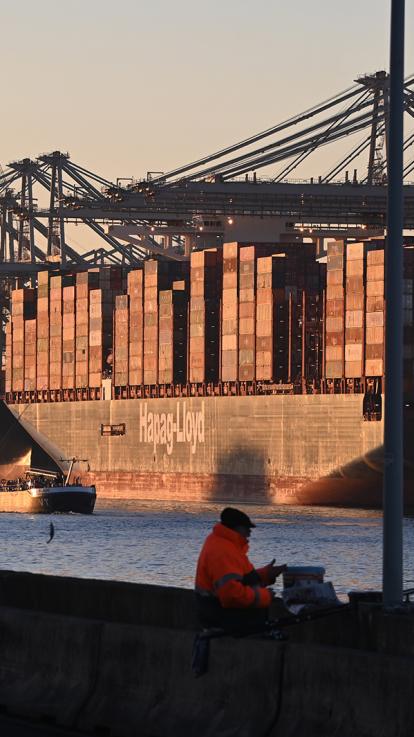 6_containerschip_rotterdam