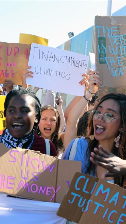 Activisten strijden voor klimaatrechtvaardigheid. 