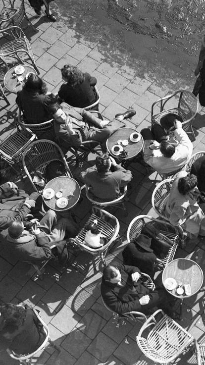 In de jaren 70 en 80, een terras. 