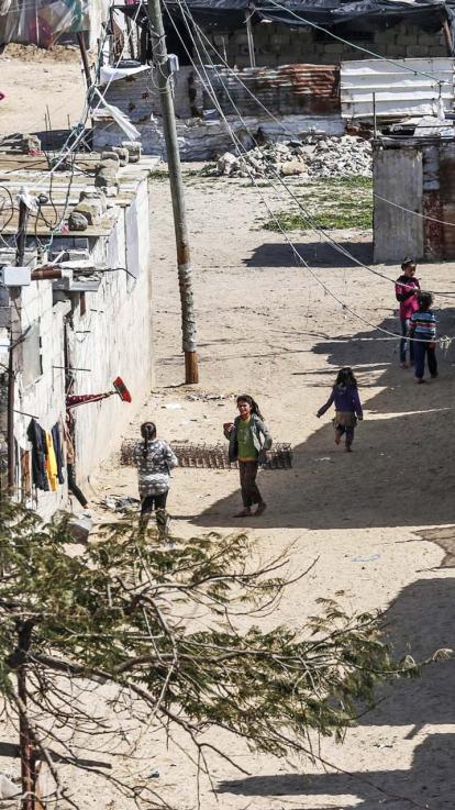 Armoede in Gaza, waar elektriciteit en voedsel schaars zijn. 