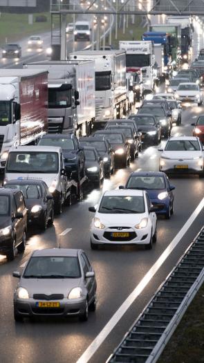 een file op de snelweg